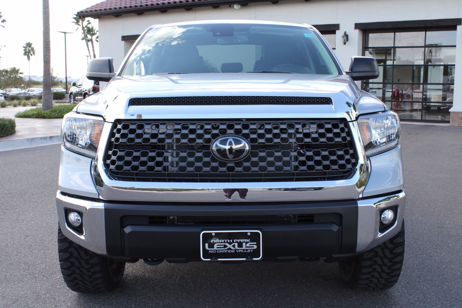 Pre-Owned 2020 Toyota Tundra SR5 CrewMax 5.5′ Bed 5.7L Crew Cab Pickup