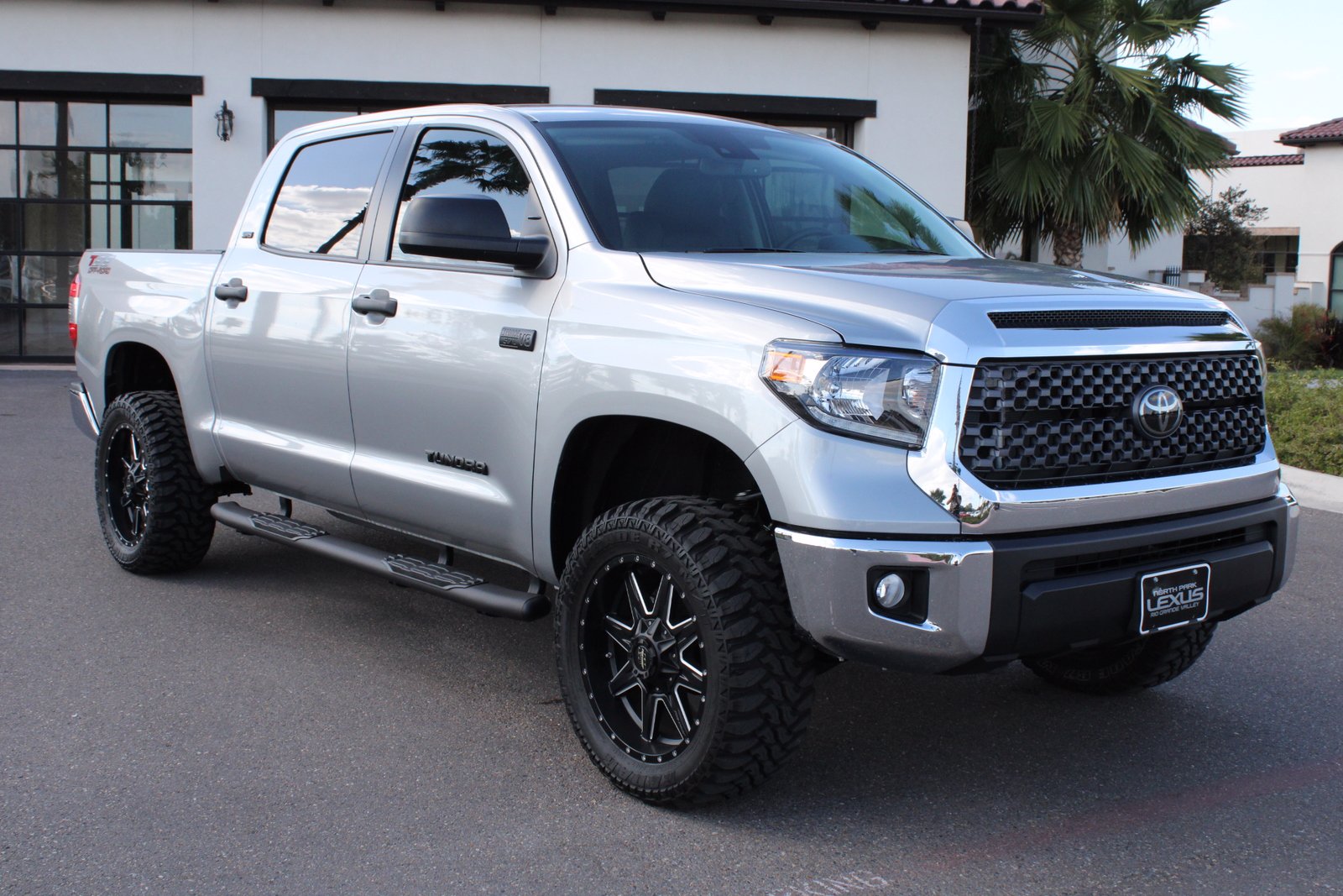 Pre-Owned 2020 Toyota Tundra SR5 CrewMax 5.5′ Bed 5.7L Crew Cab Pickup